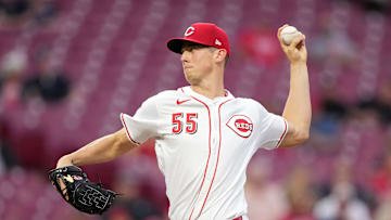 Atlanta Braves v Cincinnati Reds