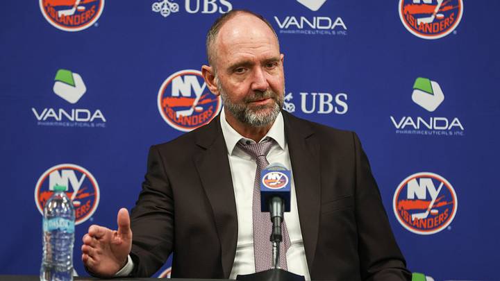 Apr 9, 2026; Elmont, New York, USA; New York Islanders head coach Peter DeBoer speaks to the press following the team’s 5-3 win over the Toronto Maple Leafs at UBS Arena. Mandatory Credit: Wendell Cruz-Imagn Images Apr 9, 2026; Elmont, New York, USA; New York Islanders head coach Peter DeBoer speaks to the press following the team’s 5-3 win over the Toronto Maple Leafs at UBS Arena. Mandatory Credit: Wendell Cruz-Imagn Images