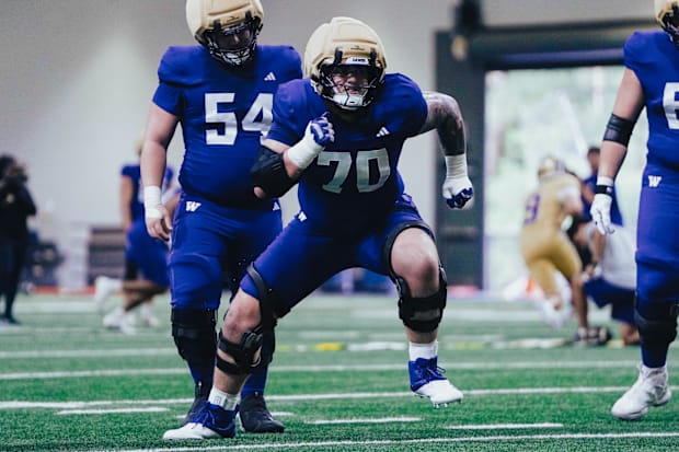 Moose Hylkema comes out of a stance during UW spring ball. 