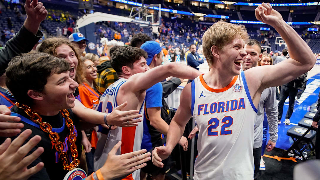 Florida guard Bennett Andersen (22) celebrates after defeating Alabama in a Southeastern Conference tournament semifinal game at Bridgestone Arena in Nashville, Tenn., Saturday, March 15, 2025.