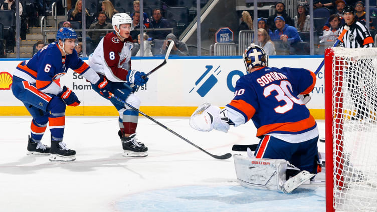 Colorado Avalanche v New York Islanders