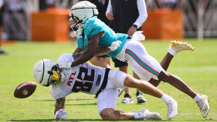 The Atlanta Falcons and Miami Dolphins had a short skirmish during Tuesday's joint training camp practice.