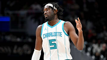 Mark Williams no pasó el examen físico de los Lakers 