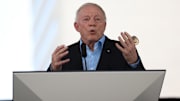 Jerry Jones es dueño de los Dallas Cowboys desde 1989, cuando compró el equipo que venía de varias derrotas