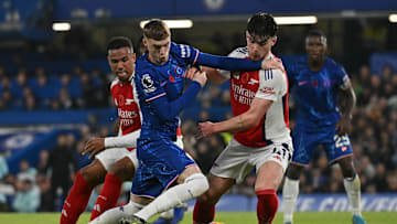 TOPSHOT-FBL-ENG-PR-CHELSEA-ARSENAL