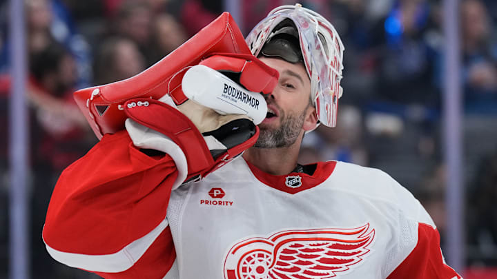 Detroit Red Wings netminder Cam Talbot stole a W against the Toronto Maple Leafs.