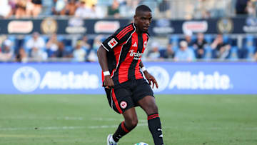 Niels Nkounkou wechselt nach Italien
