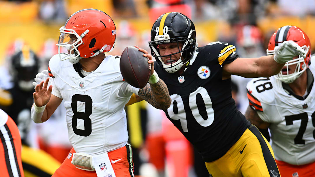 Cleveland Browns v Pittsburgh Steelers