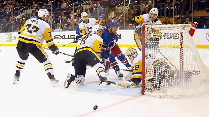 Pittsburgh Penguins v New York Rangers