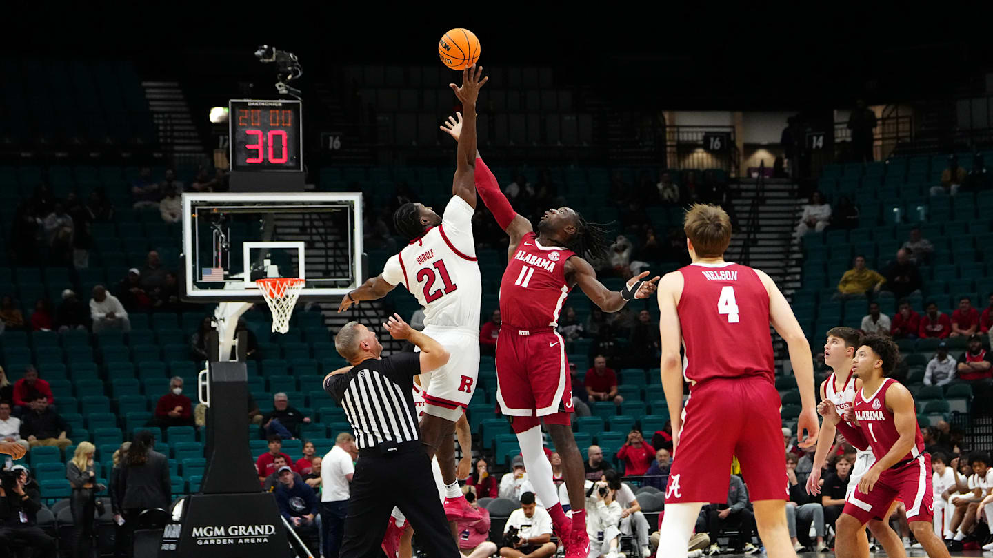 Mark Sears Second Half Surge Sends Alabama Basketball to Player’s Era Festival Final