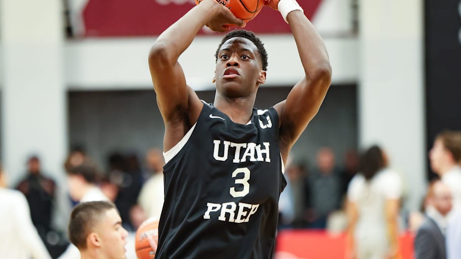 AJ Dybantsa shoots the ball during a prep game for Utah Prep.