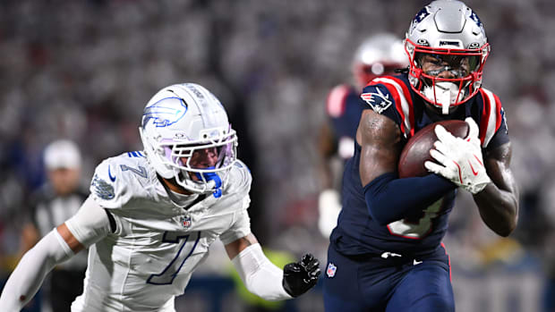 Patriots wide receiver Stefon Diggs