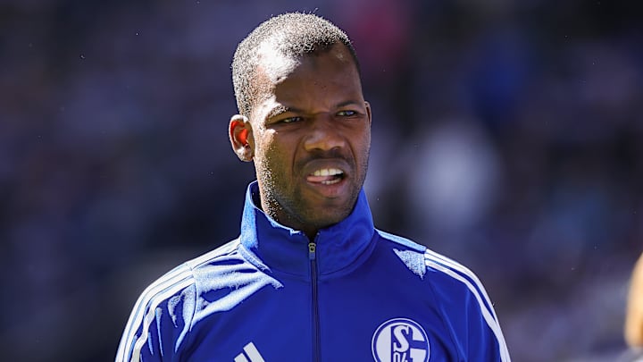 Pape Meissa Ba verlässt Schalke doch nicht - zumindest nicht zu QPR Pape Meissa Ba verlässt Schalke doch nicht - zumindest nicht zu QPR