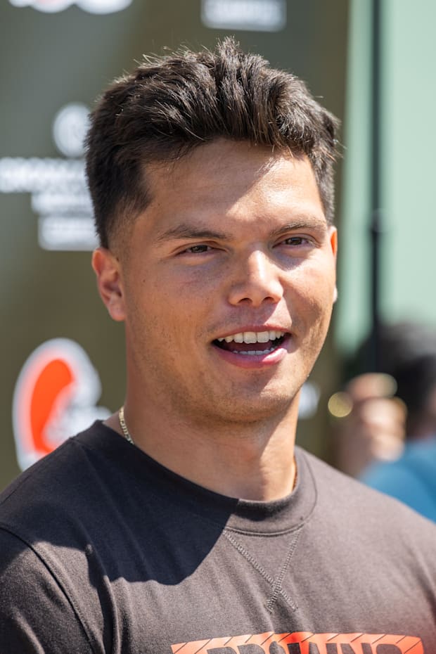 Cleveland Browns quarterback Dillon Gabriel (5) talks to the media during rookie minicamp at CrossCountry Mortgage Campus.