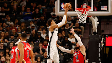 Victor Wembanyama, Jonas Valanciunas