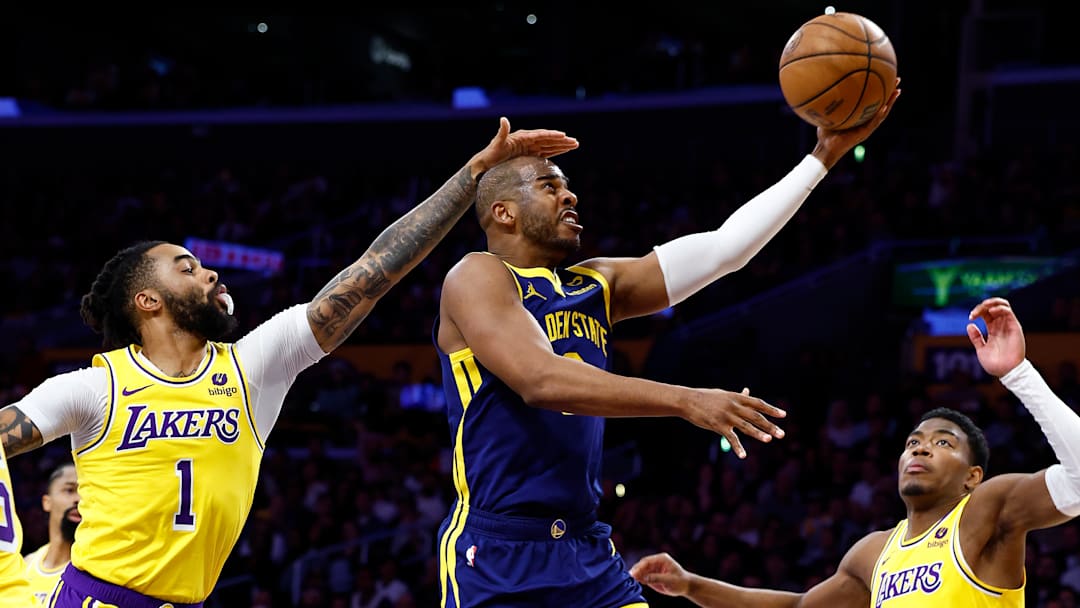 Golden State Warriors v Los Angeles Lakers