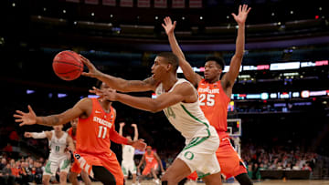 Syracuse basketball is a small betting underdog on Sunday afternoon against Pac-12 team Oregon in South Dakota.