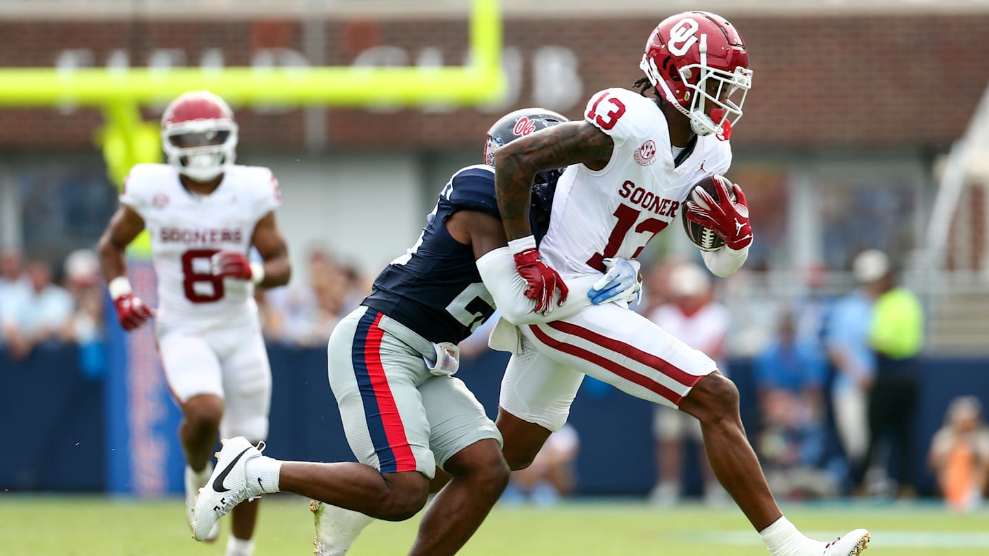 OU 的進攻在與 Ole Miss 的比賽中表現出了一些活力，但仍然太破爛，無法與優秀的球隊對抗