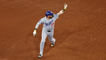 World Series - Los Angeles Dodgers v Toronto Blue Jays - Game Seven
