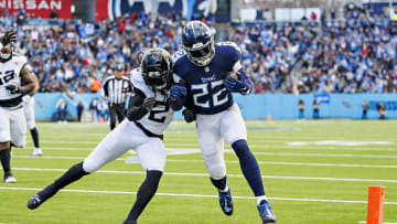 Would Derrick Henry add a new dimension to the Dolphins backfield, or would he be a mere duplicate of Raheem Mostert