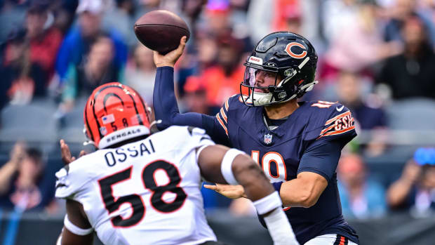 Aug 17, 2024; Chicago, Illinois, USA; Bears’ Caleb Williams passes the ball vs. Bengals at Soldier Field.