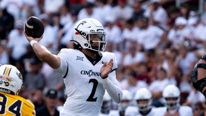 Cincinnati Bearcats quarterback Brendan Sorsby (2) throws a pass in the third quarter of the College Football game between the Cincinnati Bearcats and the Towson Tigers at Nippert Stadium in Cincinnati on Saturday, Aug. 31, 2024.