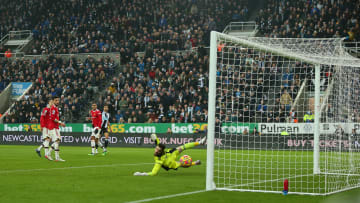 Jacob Murphy hits the post late on for Newcastle