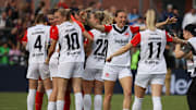 In den vergangenen Saison bejubelten die Eintracht-Frauen ihre Heimsiege im Stadion am Brentanobad