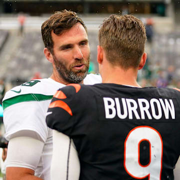 New York Jets quarterback Joe Flacco (19) and Cincinnati Bengals quarterback Joe Burrow (9) talk after the game. The Bengals defeat the Jets, 27-12, at MetLife Stadium on Sunday, Sept. 25, 2022.

Nfl Jets Vs Cincinnati Bengals Bengals At Jets