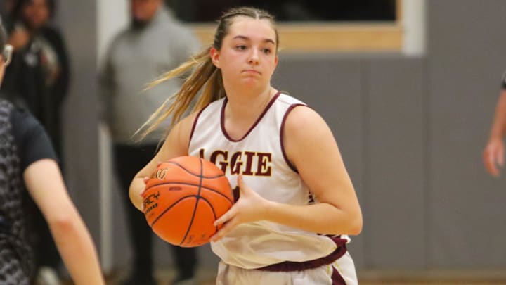 Bristol Aggie's Jayda dos Anjos makes a pass during an MIAA-MCSAO crossover game against Argosy Collegiate Charter on Dec. 13, 2024. Bristol Aggie's Jayda dos Anjos makes a pass during an MIAA-MCSAO crossover game against Argosy Collegiate Charter on Dec. 13, 2024.