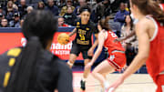 West Virginia University guard Sydney Shaw