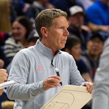 Gonzaga Bulldogs head coach Mark Few.