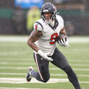 Jordan injured his knee during Monday's practice.