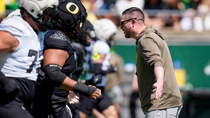 Oregon head coach Dan Lanning warms players up during the Oregon Ducks annual spring game on April 25, 2026 at Autzen Stadium in Eugene, Oregon.