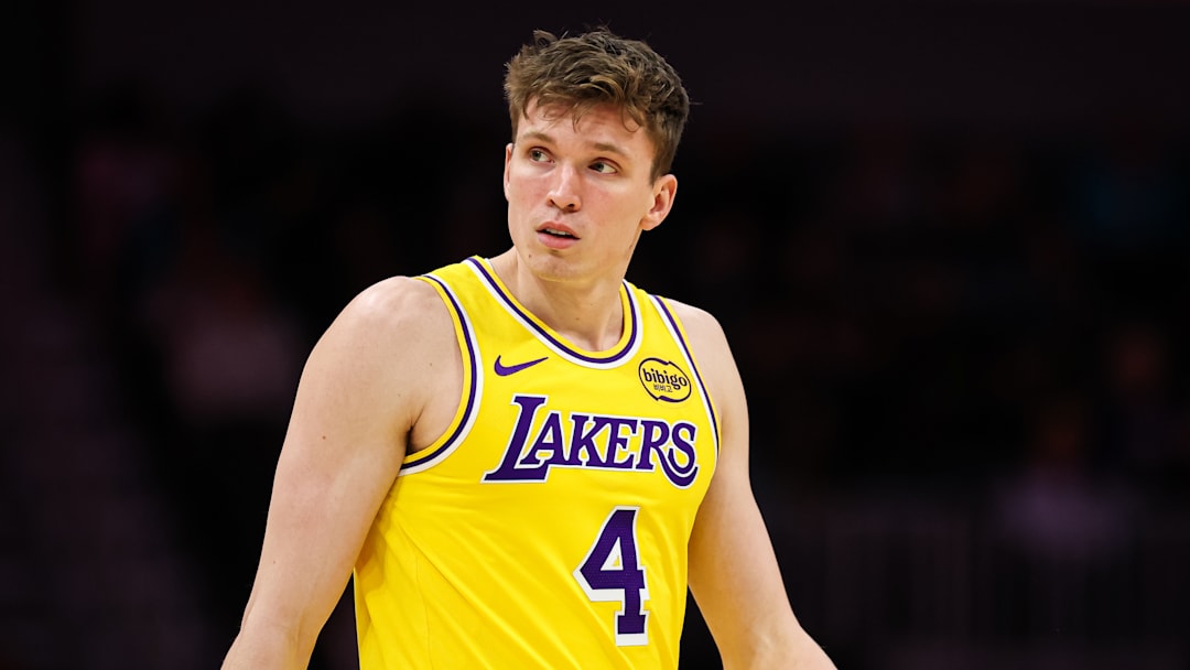 Los Angeles Lakers v Charlotte Hornets Los Angeles Lakers v Charlotte Hornets