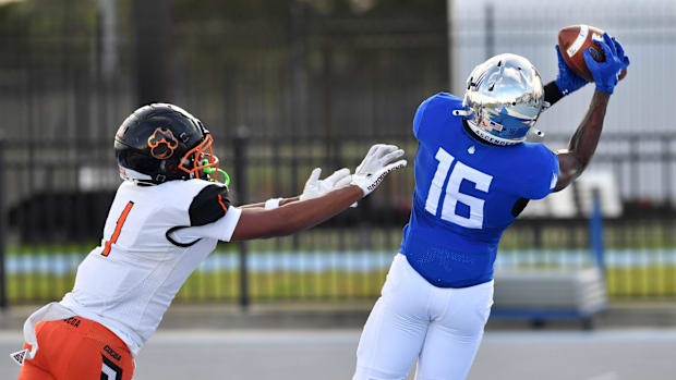 IMG Academy wide receiver Eric McFarland