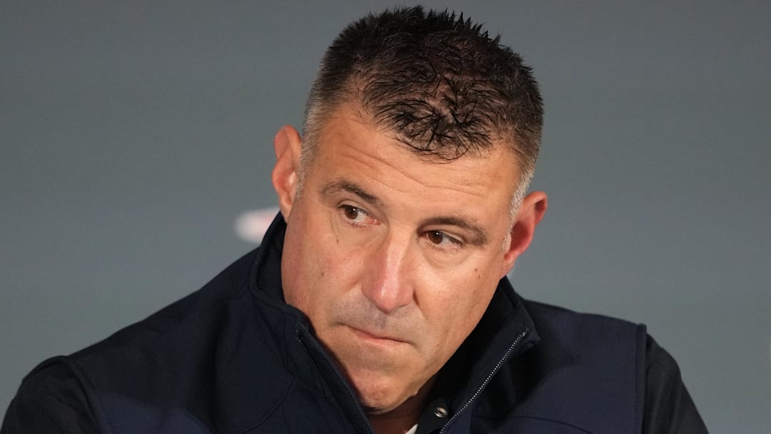 New England Patriots head coach Mike Vrabel