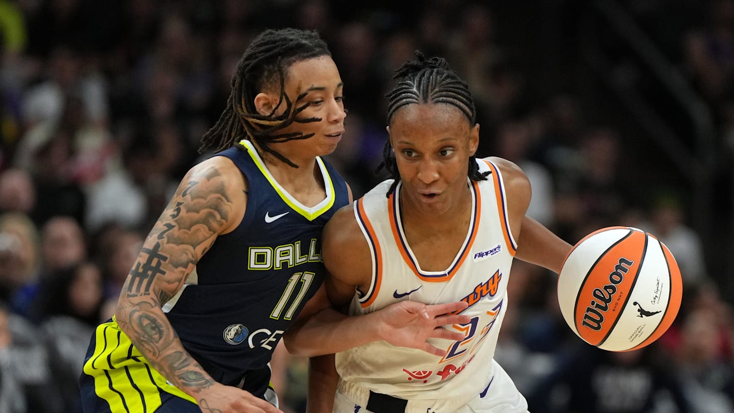 Mercury Waive Veteran Guard Kiana Williams