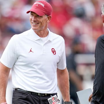 Oklahoma head coach Brent Venables