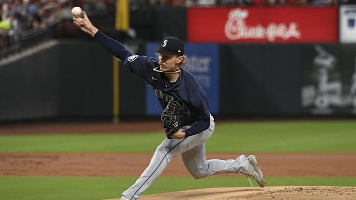 Seattle Mariners starting pitcher Bryce Miller throws against the St. Louis Cardinals on Friday at Busch Stadium.