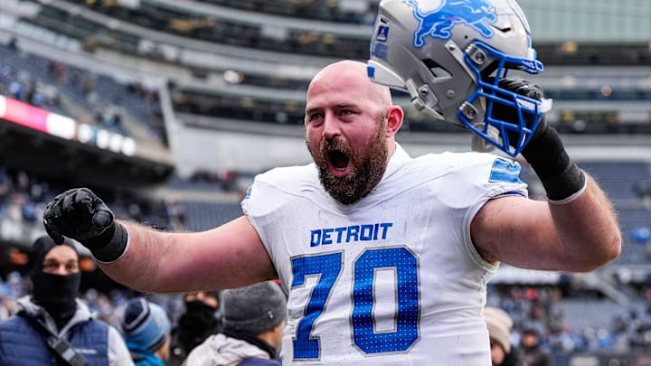 Detroit Lions offensive tackle Dan Skipper (70) celebrates 34-17 win over Chicago Bears