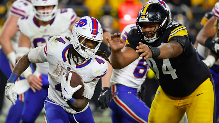 Buffalo Bills v Pittsburgh Steelers