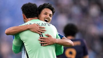 Sporting Kansas City v LA Galaxy
