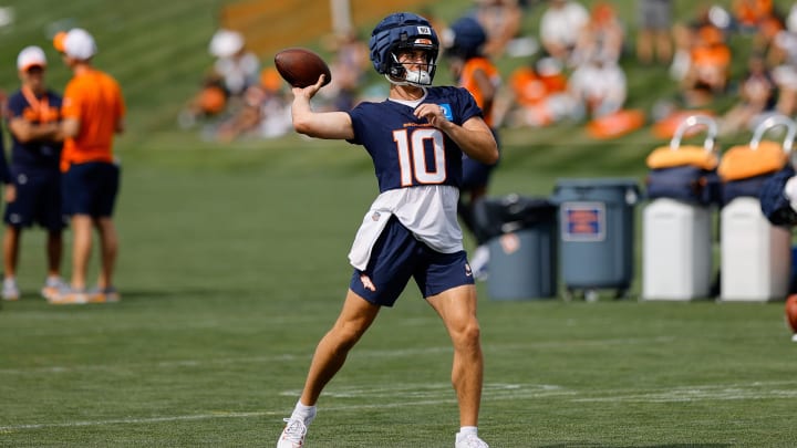 Jul 26, 2024; Englewood, CO, USA; Denver Broncos quarterback Bo Nix (10) during training camp at Broncos Park Powered by CommonSpirit.