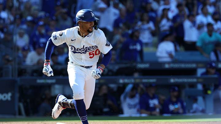 National League Championship Series - Milwaukee Brewers v Los Angeles Dodgers - Game Three