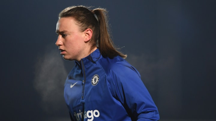 Aimee Claypole is to join Swedish side Linkoping on a short-term loan