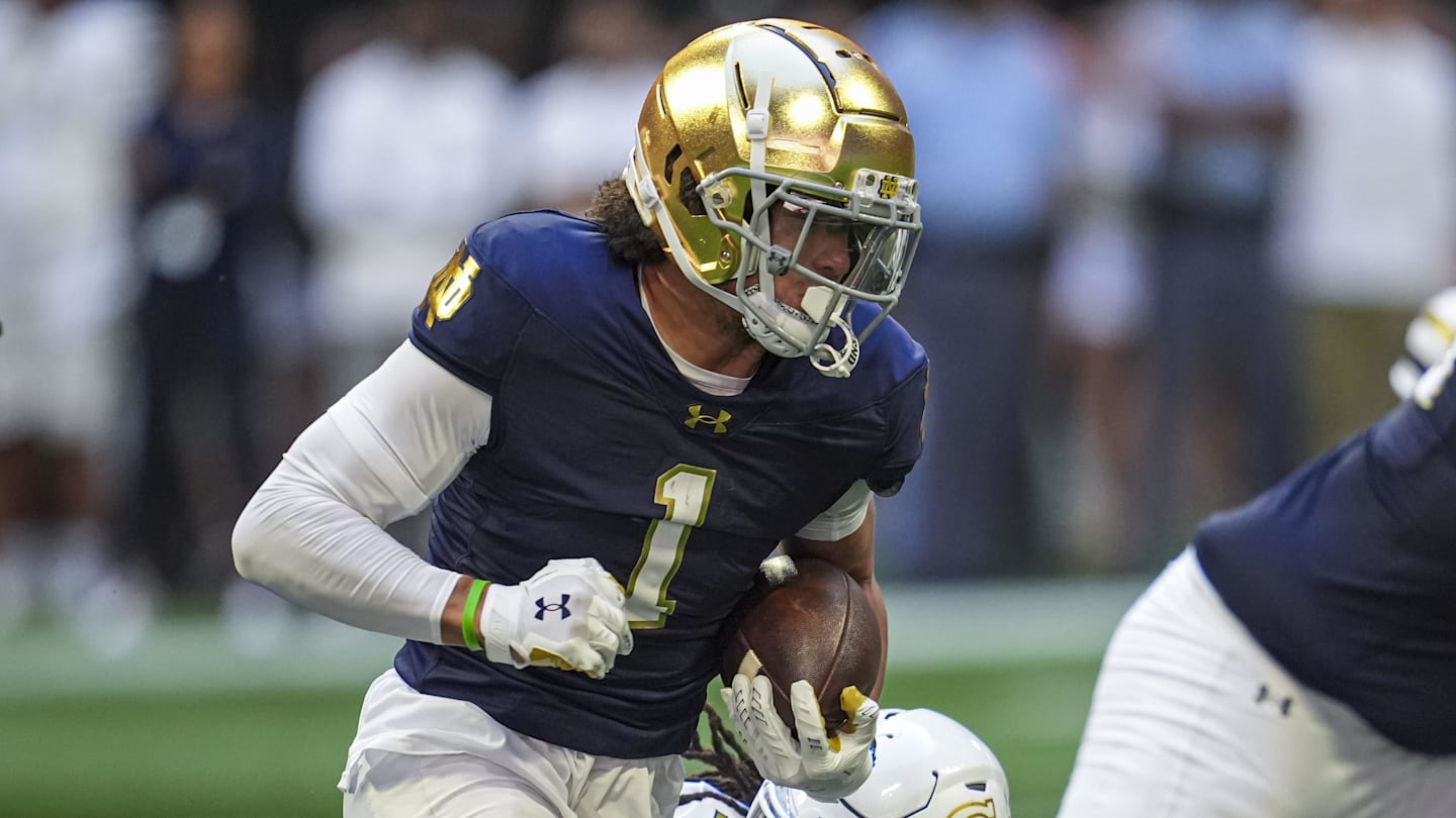 Notre Dame vs. Navy football picks What the oddsmakers say
