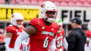 Louisville Cardinals linebacker Stanquan Clark (6) warms up ahead of their game against the Austin Peay Governors on Saturday, Aug. 31, 2024 at L&N Federal Credit Union Stadium in Louisville, Ky.