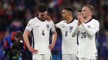 Declan Rice alongside Trent Alexander-Arnold and Jarrod Bowen