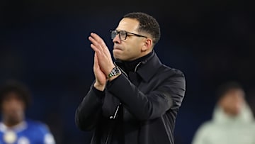 Liam Rosenior aimerait faire venir un défenseur du Stade Rennais.